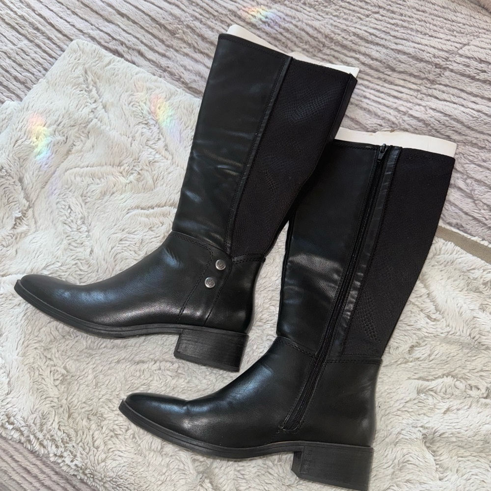 Black Heeled Knee-High Boots with Block Heel